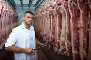 Innovations in Carcass Cutting: Exploring the Latest Tools for Efficiency and Precision